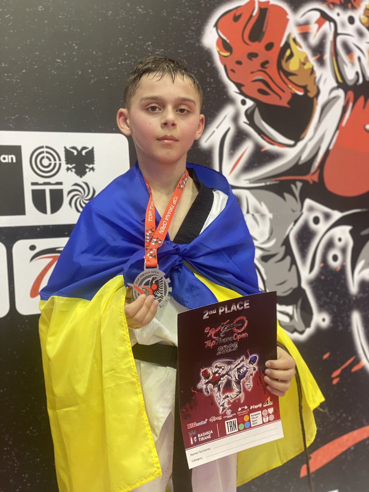 Новини Вінниці - фото з Перелом руки не завадив вінницькому тхеквондисту Артему Семенюку здобути срібло в Албанії