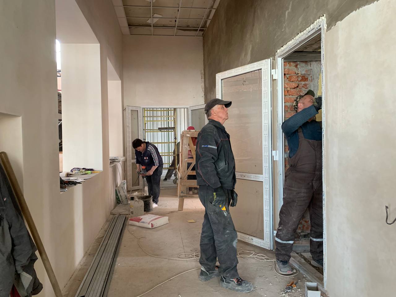 Новини Вінниці - фото з У Вінниці ремонтують РАЦС, зруйнований обстрілом 14 липня. Коли завершать роботи?