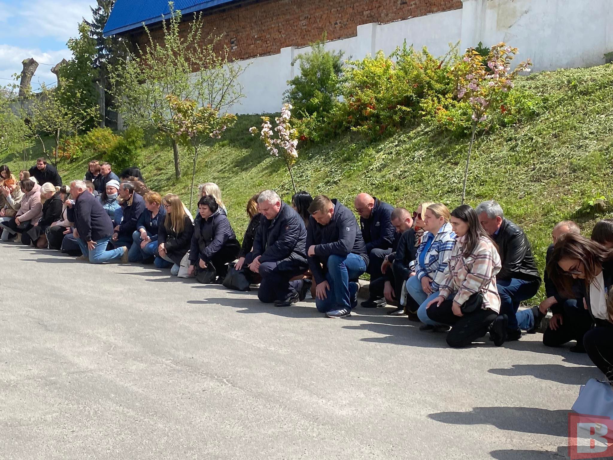 Новини Хмельницького - фото з У Хмельницькому попрощалися із Василем Гав’юком. У нього залишилася дружина і донька
