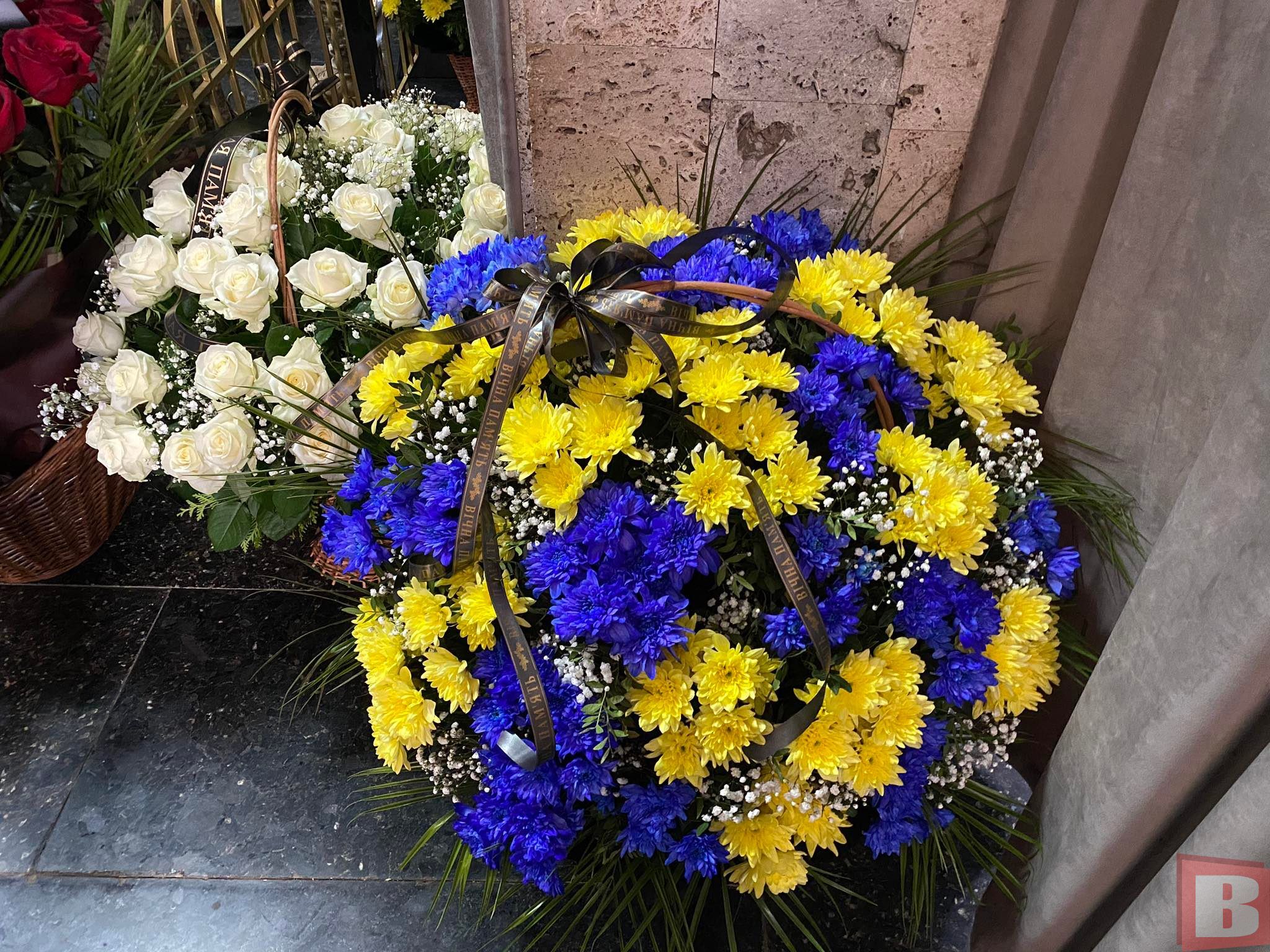 Новини Хмельницького - фото з У Хмельницькому попрощалися із Василем Гав’юком. У нього залишилася дружина і донька