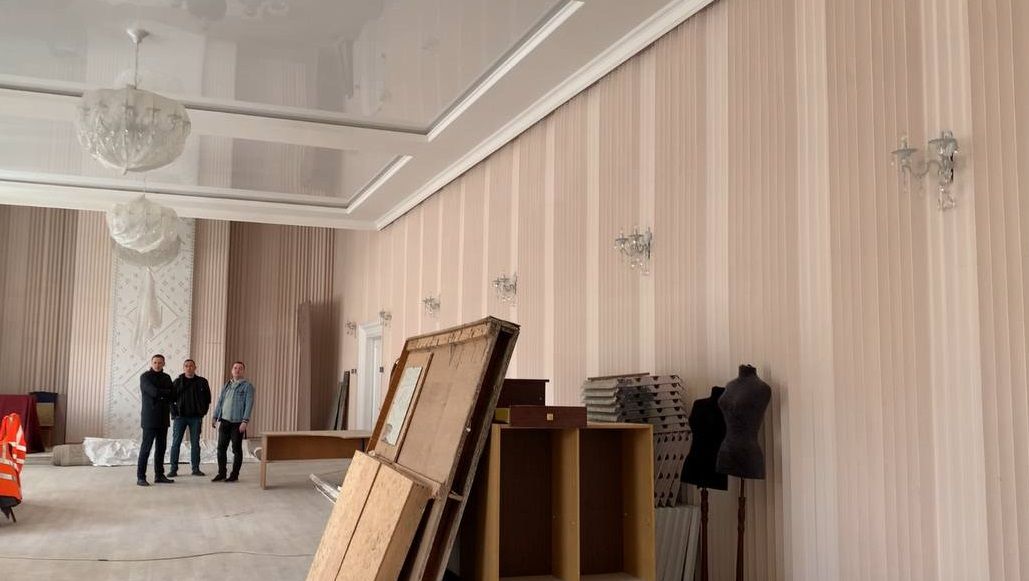 Новини Вінниці - фото з У Вінниці ремонтують РАЦС, зруйнований обстрілом 14 липня. Коли завершать роботи?