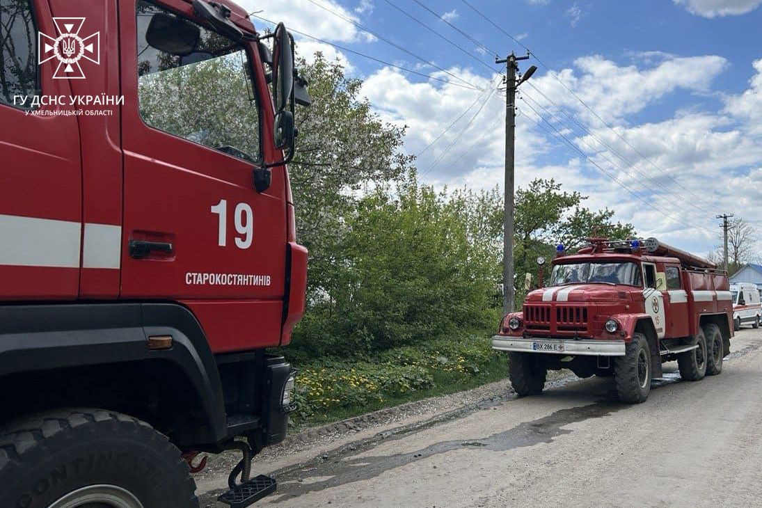 Новини Хмельницького - фото з 4 пожежі в Хмельницькому районі: є загиблий