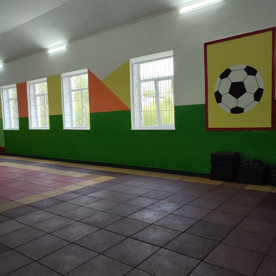 Новини Тернополя - фото з У школі Лановецької громади відремонтували спортзал