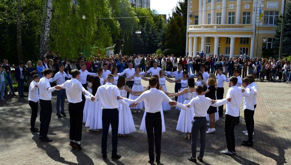 Новини Вінниці - фото з «Це була репетиція балу Перемоги». Як студенти під час війни складали іспит у формі танцю