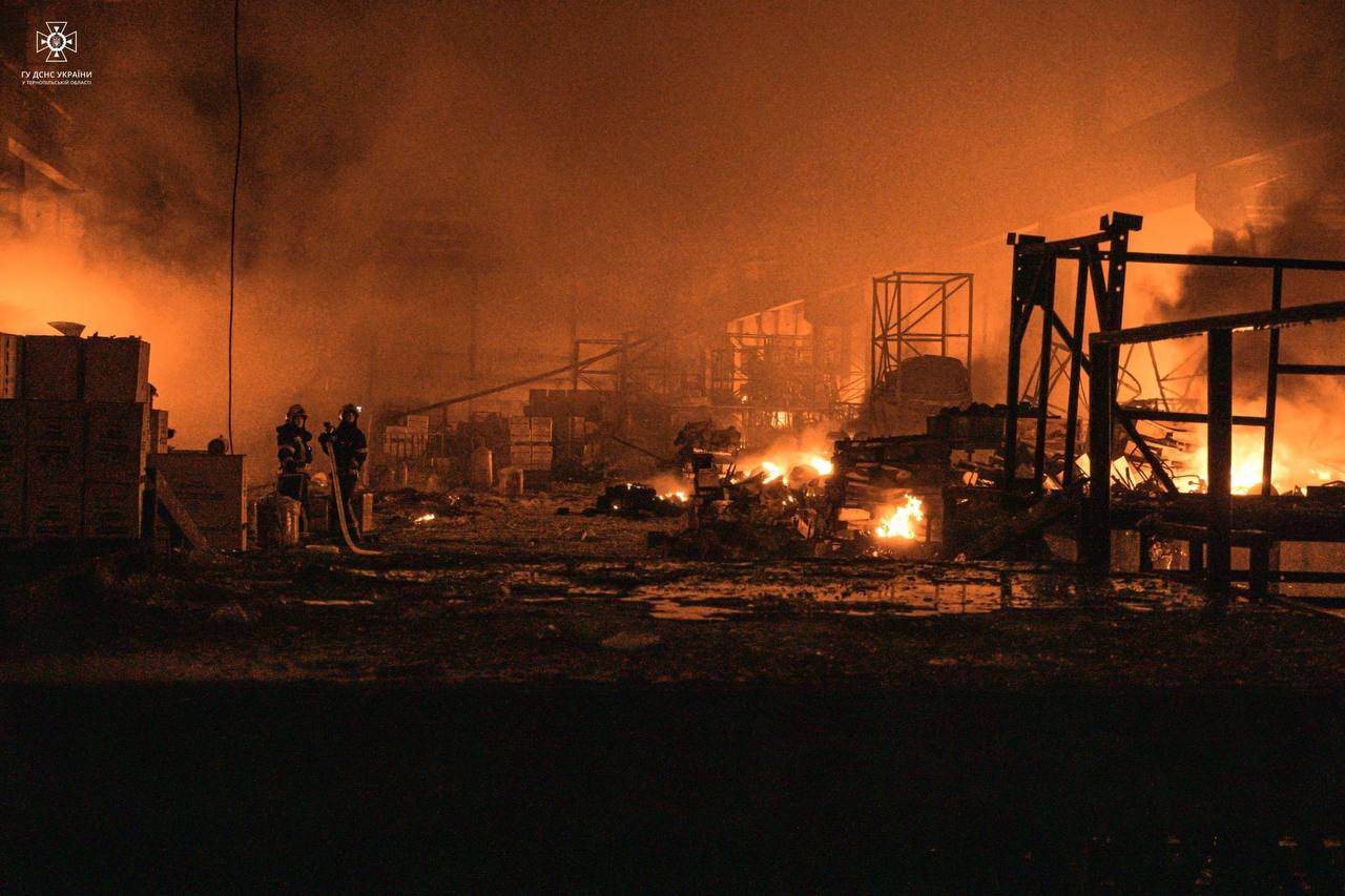 Новини Тернополя - фото з Пошкоджені будинки та автівки: є фото та відео після нічних прильотів на Тернопільщині