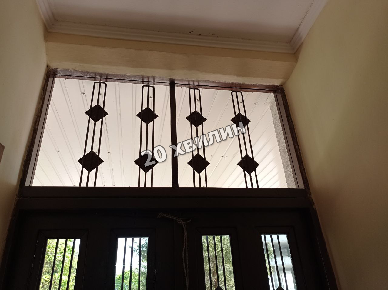 Новини Тернополя - фото з Вибухова хвиля потрощила вікна підприємств та університетів: які наслідки нічного обстрілу Тернополя