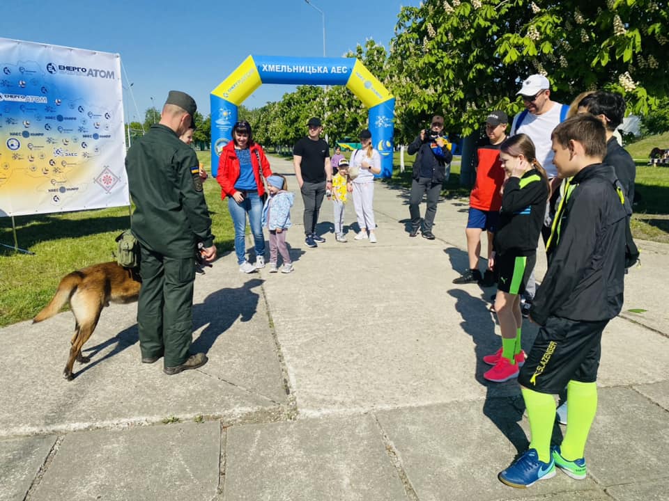Новини Хмельницького - фото з На АЕС відбулися сімейні перегони в підтримку військових (ФОТО)