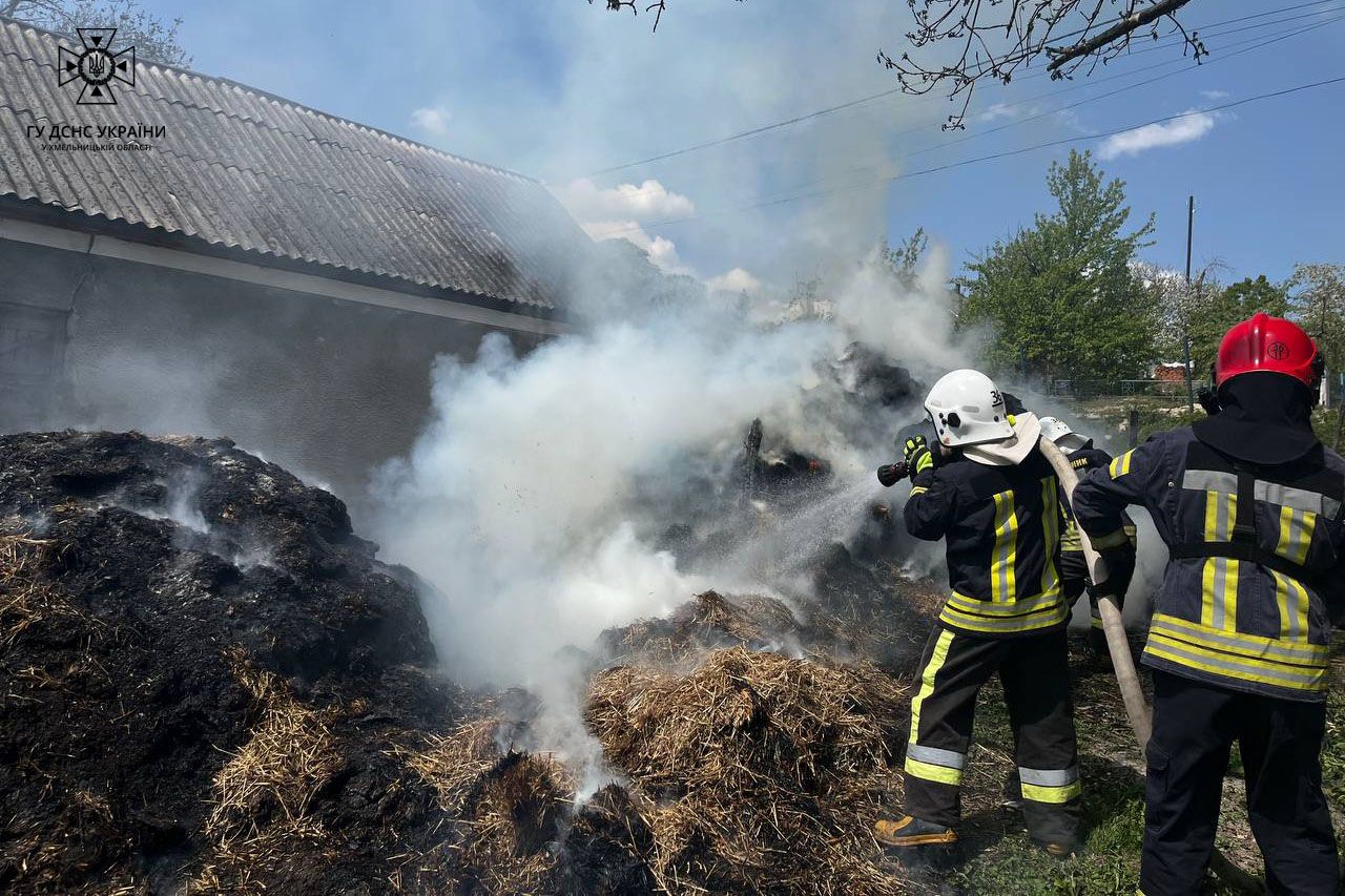 Новини Хмельницького - фото з У Дубовому горів будинок. А в області трапилось ще 9 пожеж
