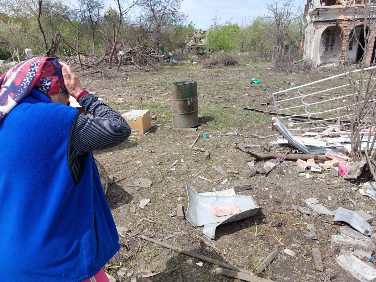 Новини Тернополя - фото з Залишилися без вікон, дверей і навіть стін. Ексклюзивний репортаж із села біля Тернополя після ракетного удару