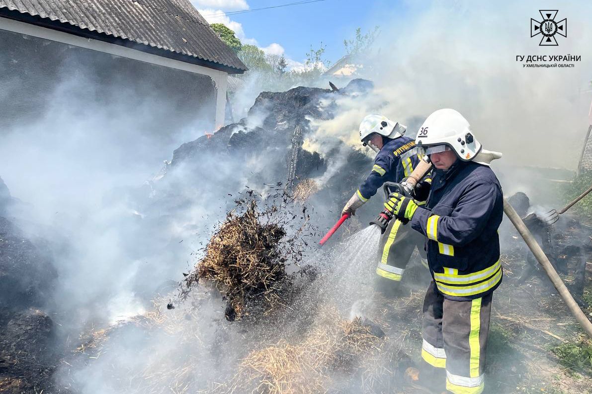 Новини Хмельницького - фото з У Дубовому горів будинок. А в області трапилось ще 9 пожеж