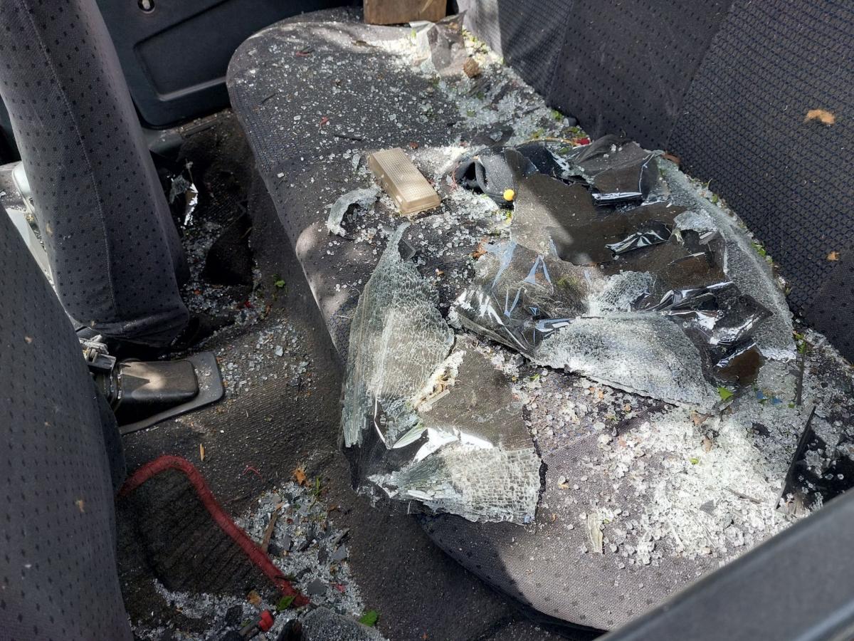 Новини Тернополя - фото з Залишилися без вікон, дверей і навіть стін. Ексклюзивний репортаж із села біля Тернополя після ракетного удару