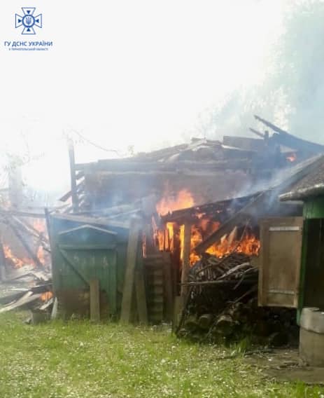 Новини Тернополя - фото з На Чортківщині вогонь охопив три будівлі
