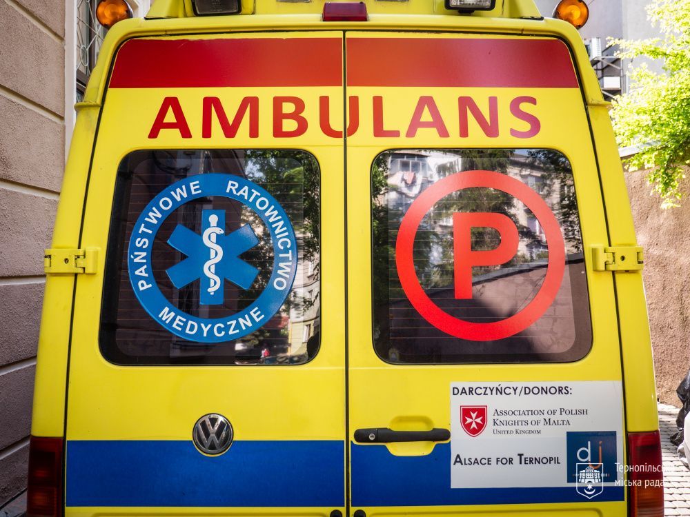 Новини Тернополя - фото з Тернопіль отримав автомобіль швидкої допомоги від польських партнерів