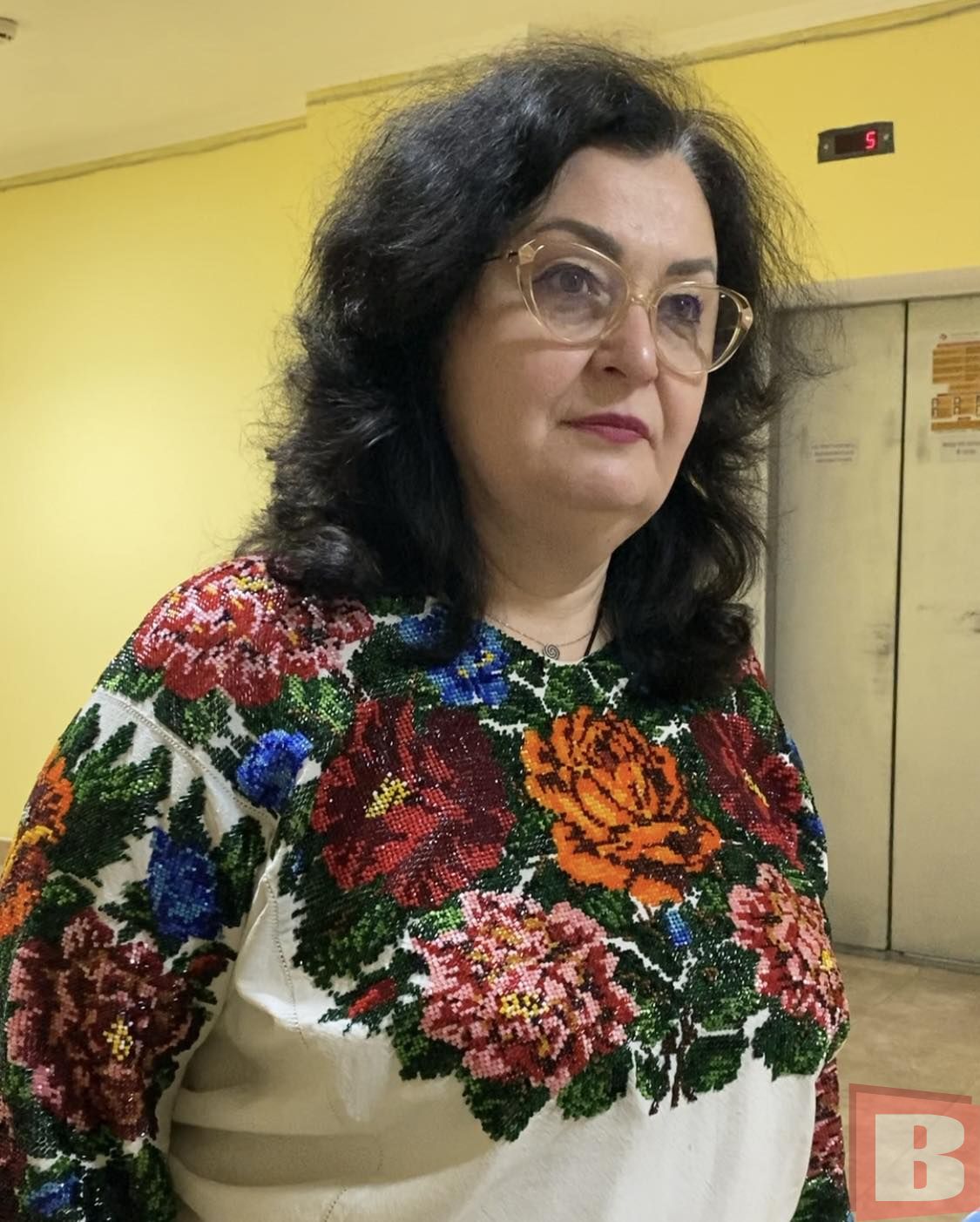 Новини Хмельницького - фото з Перші години життя провели в укритті. Як у День вишиванки вітали новонароджених у Хмельницькому