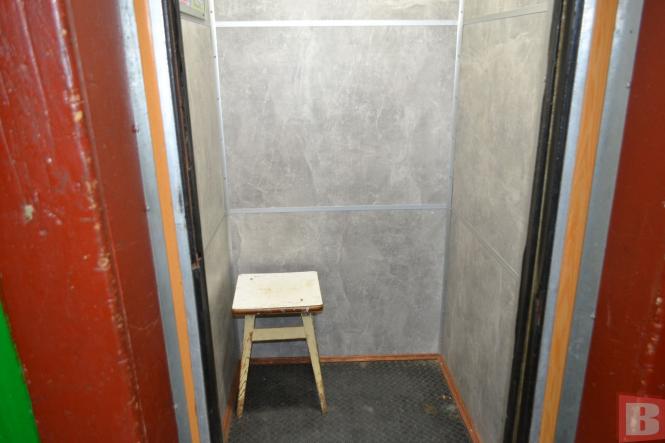 Новини Хмельницького - фото з “Ламають домофон, щоб потрапити в під’їзд”. Жителі Зарічанської скаржаться на “наркоточку”