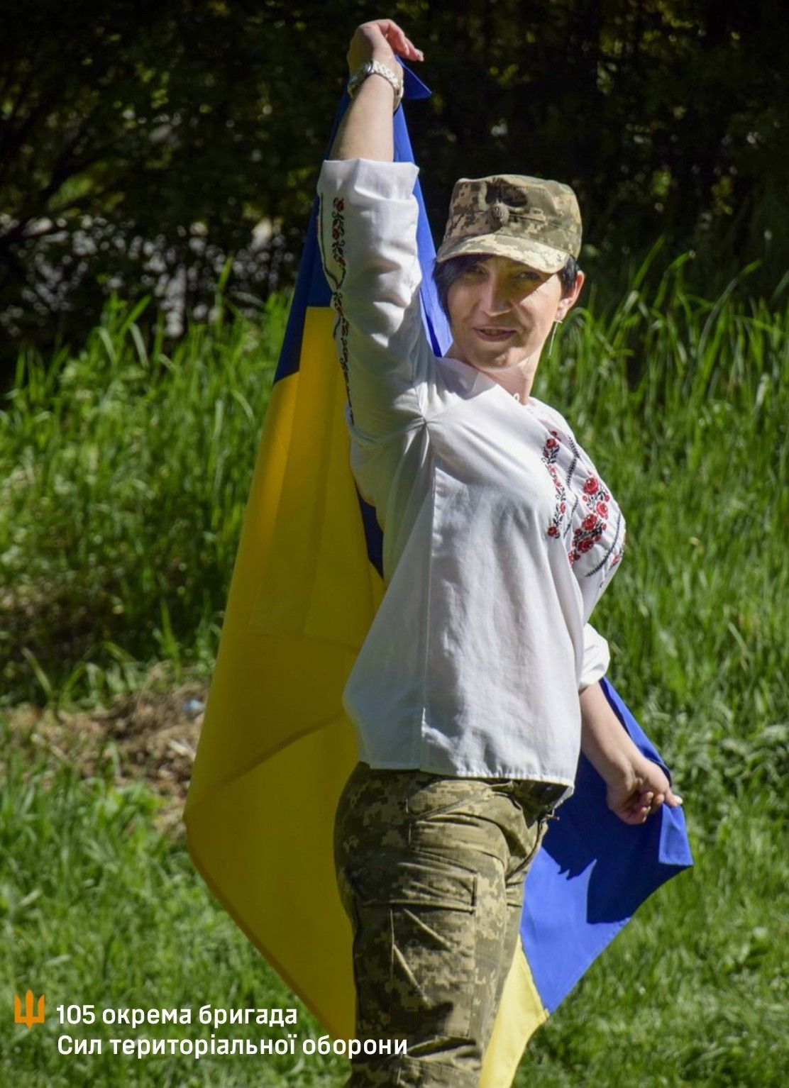 Новини Тернополя - фото з Військові 105-ї бригади ТрО одягнули у свято вишиванки