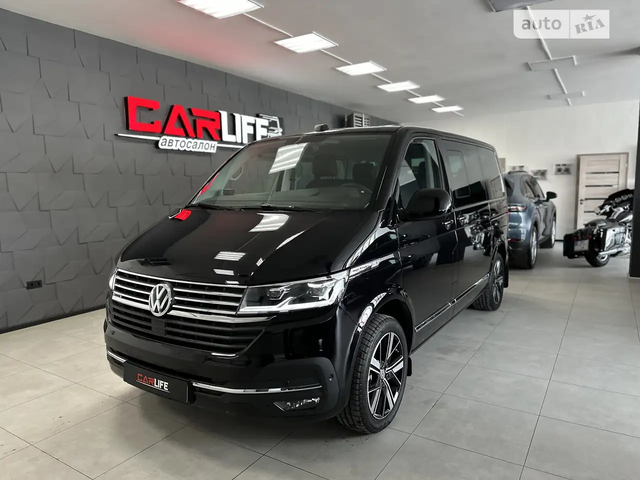 Новини Тернополя - фото з Є за 7 тисяч гривень, а є й за кілька мільйонів: найдорожчі і найдешевші авто, які продають в області