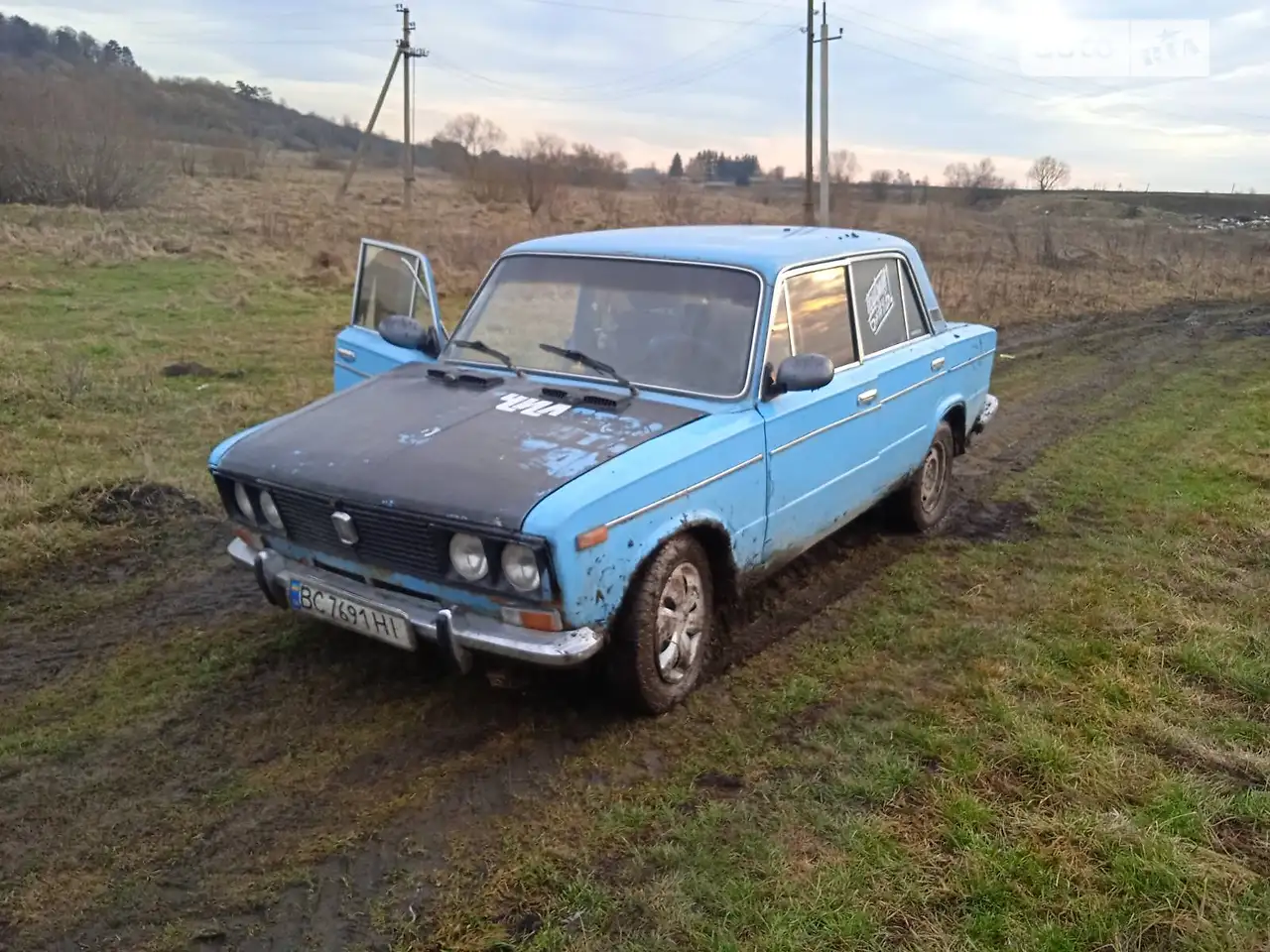 Новини Тернополя - фото з Є за 7 тисяч гривень, а є й за кілька мільйонів: найдорожчі і найдешевші авто, які продають в області