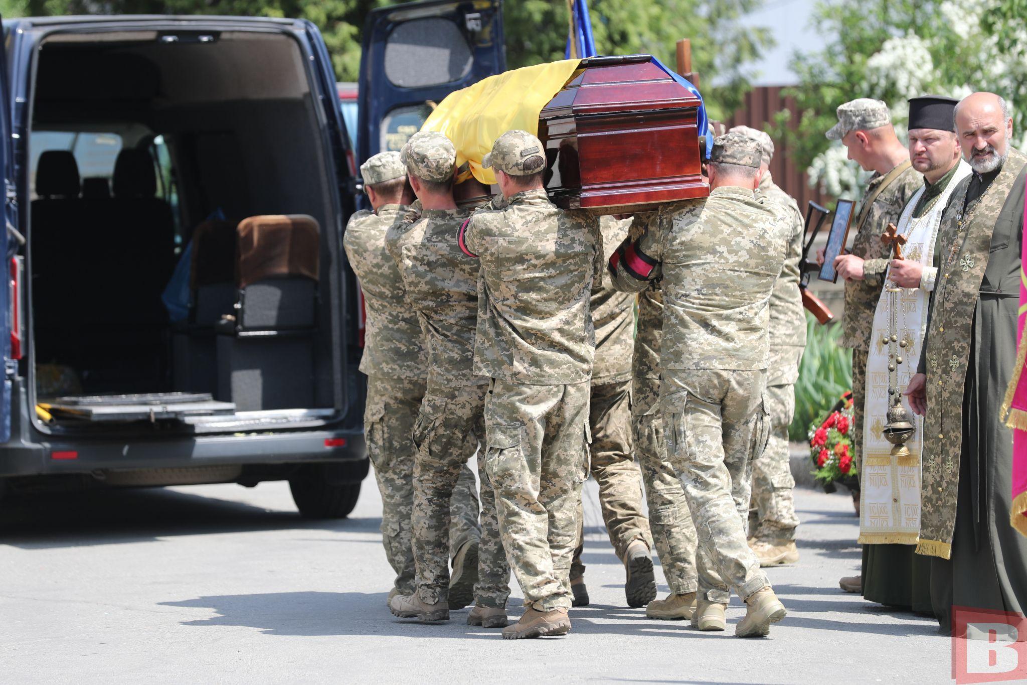 Новини Хмельницького - фото з Людина, яка любила життя. Попрощалися з Миколою Кучеруком, який загинув на війні