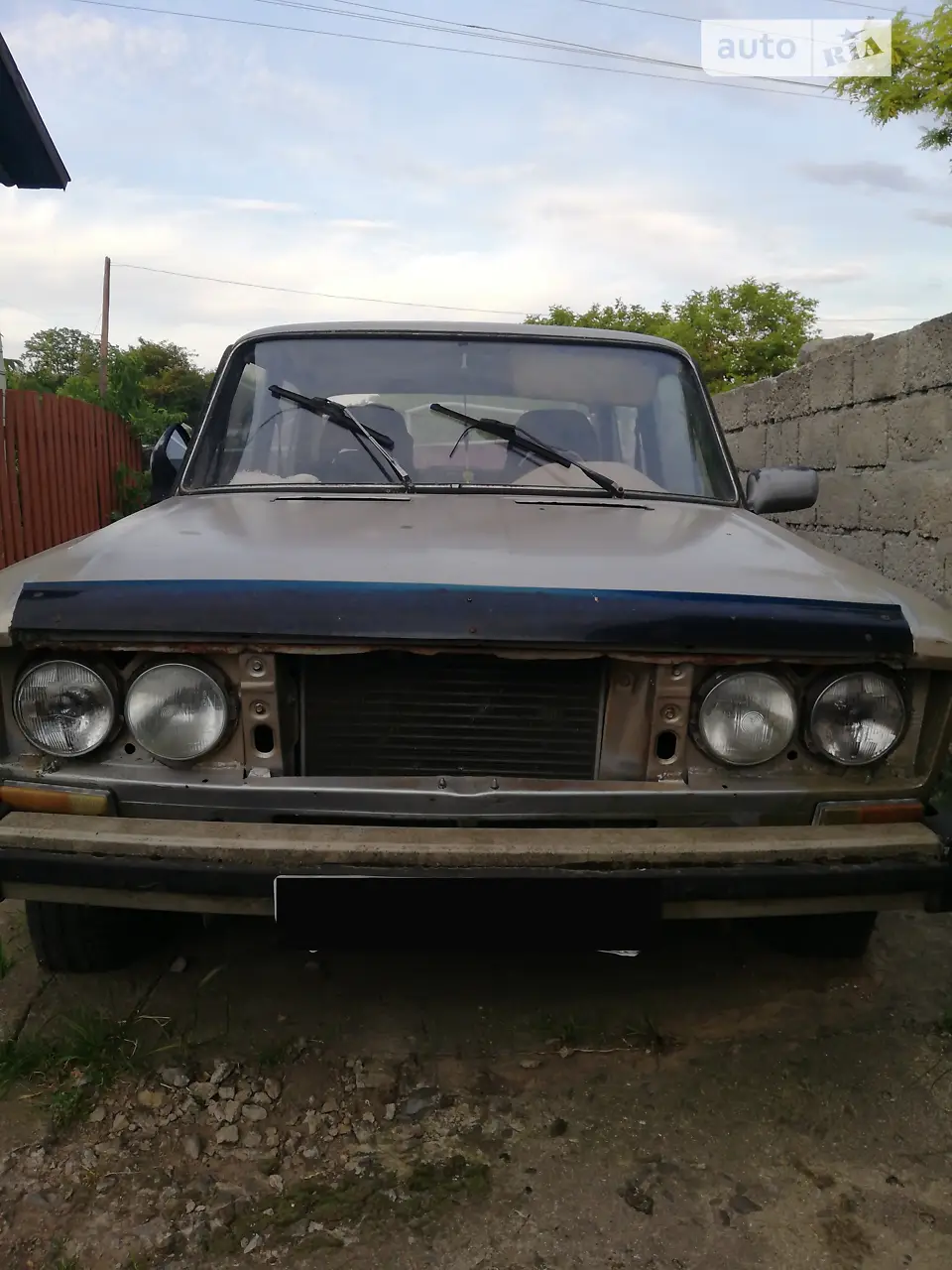 Новини Тернополя - фото з Є за 7 тисяч гривень, а є й за кілька мільйонів: найдорожчі і найдешевші авто, які продають в області