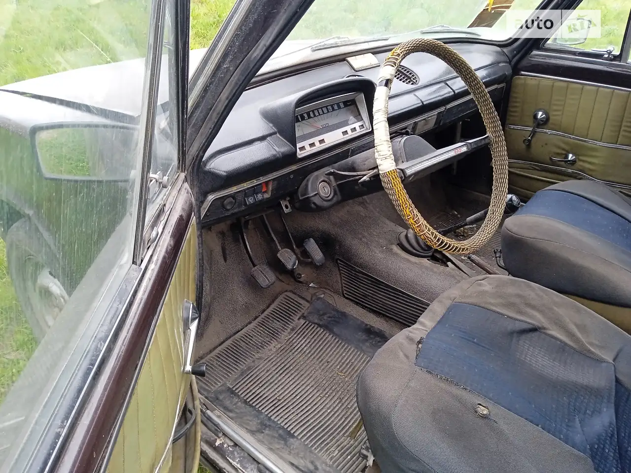 Новини Тернополя - фото з Є за 7 тисяч гривень, а є й за кілька мільйонів: найдорожчі і найдешевші авто, які продають в області