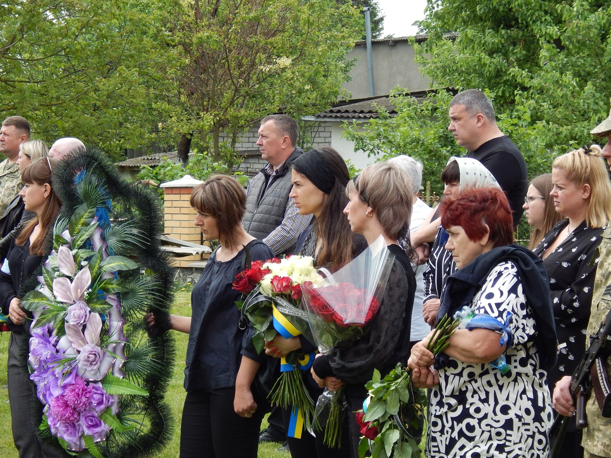 Новини Хмельницького - фото з Одним з перших прийняв бій: перепоховали танкіста з Шепетівщини