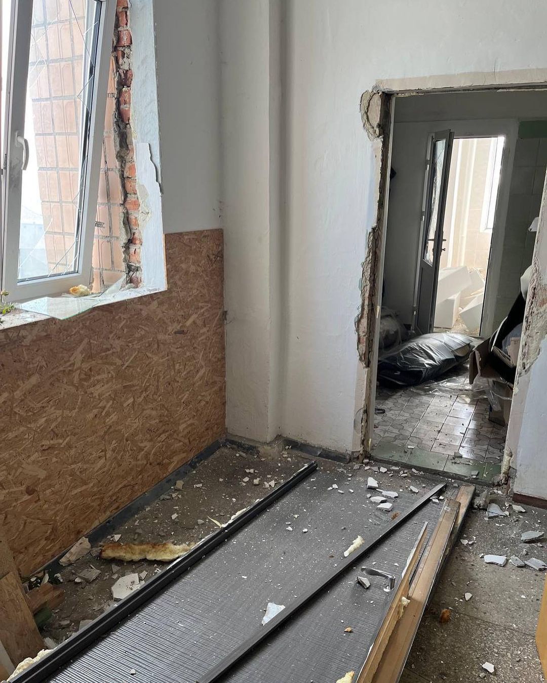 Новини Тернополя - фото з Наші речі мають запах війни: історія тернопільського бренду одягу, який постраждав через обстріли