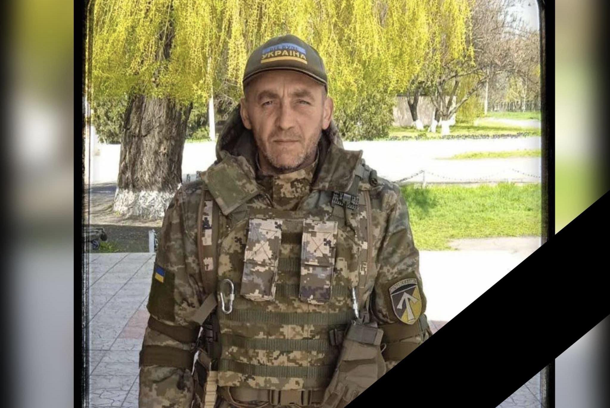 Новини Вінниці - фото з У квітні пішов на фронт і за кілька тижнів загинув. Вінниця попрощалась з Віталієм Медведським