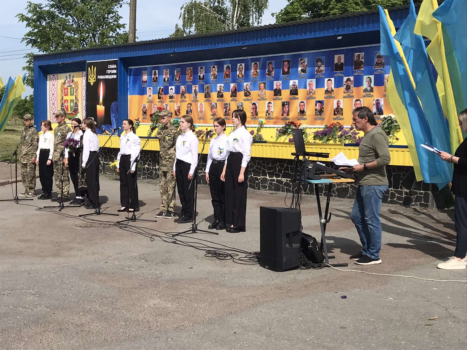 Новини Житомира - фото з Земля ридає, плачуть небеса. Героїв Україна поминає