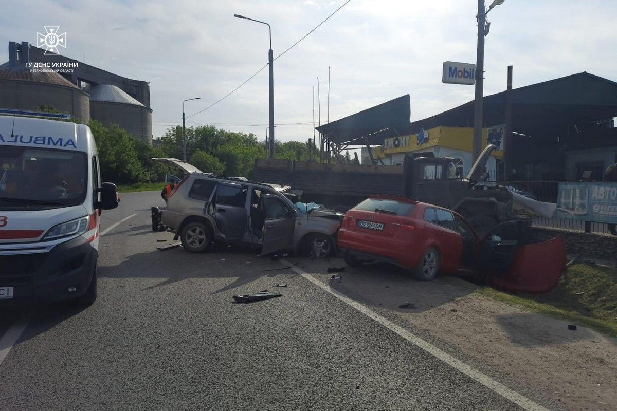 Новини Тернополя - фото з В аварії в Кременці загинув 29-річний водій