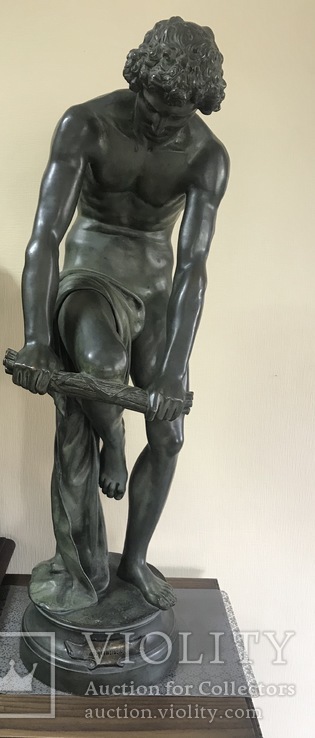 Новини Хмельницького - фото з Борис Джонсон, ложки та ікона: що і за скільки хмельничани продають на аукціонах Бронзовая фигура Лесоруб , Франция, фото №2