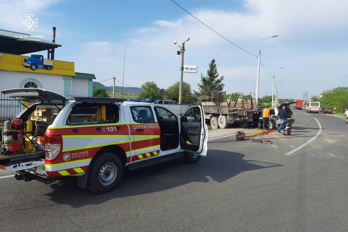 Новини Тернополя - фото з В аварії в Кременці загинув 29-річний водій