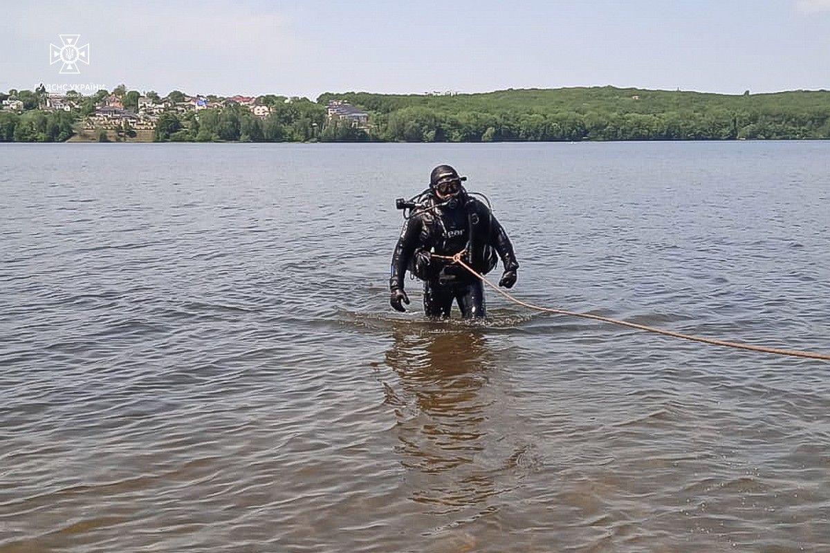 Новини Тернополя - фото з Акваторію Тернопільського ставу готують до купального сезону