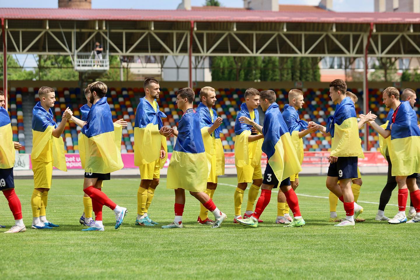 Новини Тернополя - фото з Тернопільська «Нива» вдома приймала «Металург»: чи допомогли рідні стіни