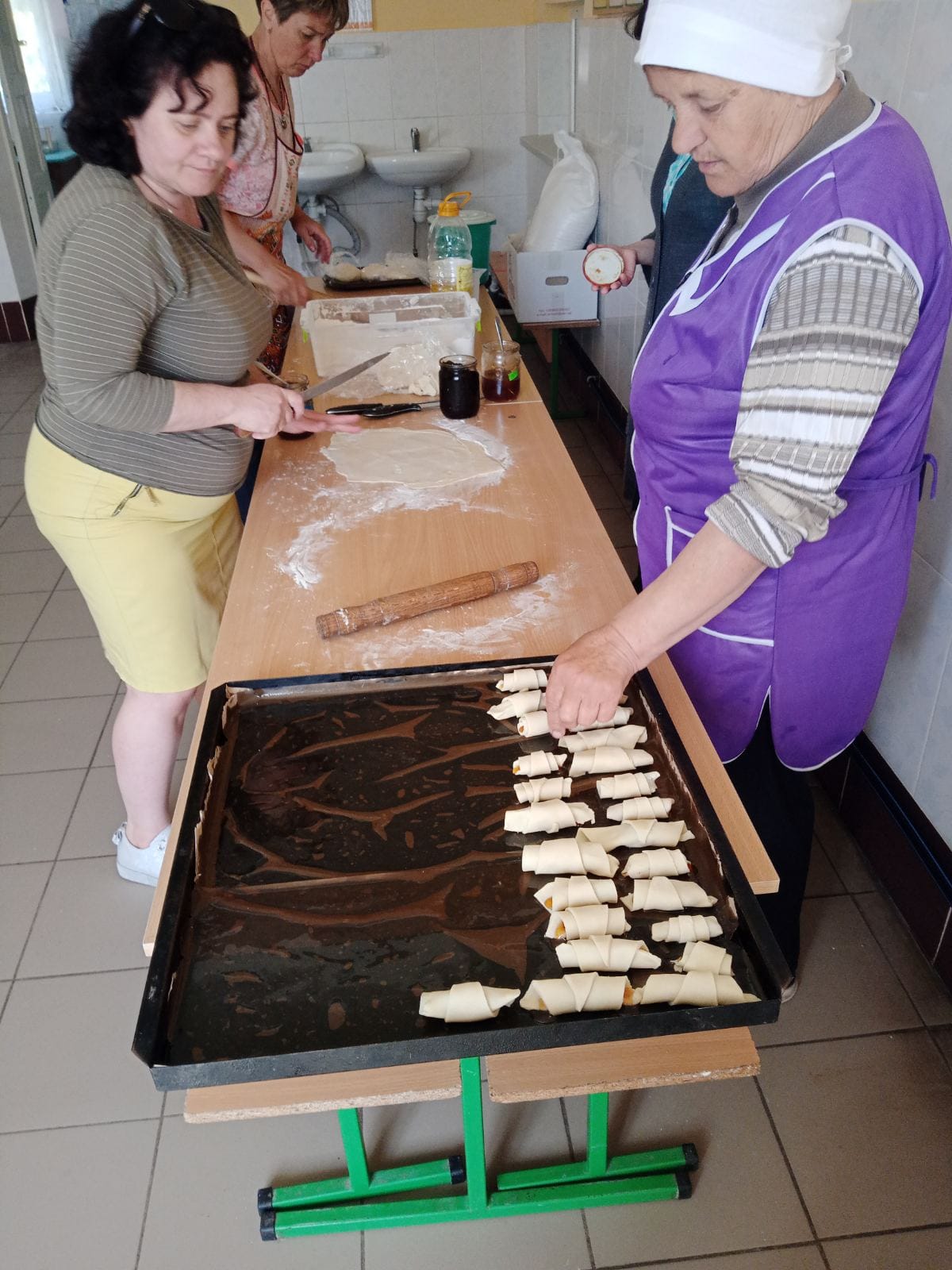 Новини Хмельницького - фото з З Нетішина на передову рушили позашляховики (ФОТО)