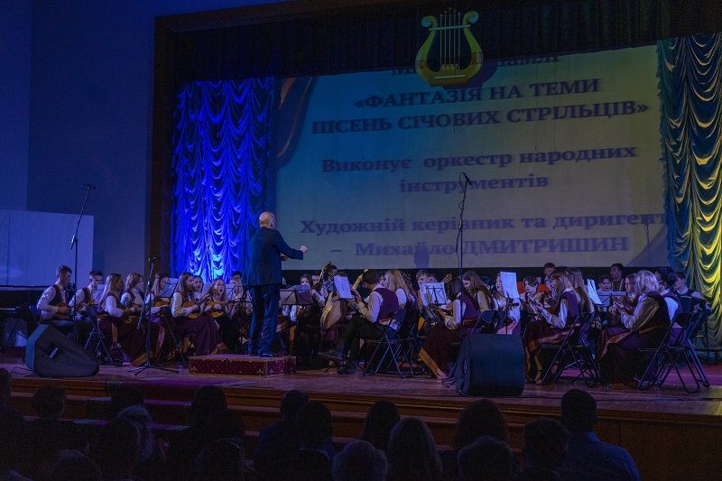 Новини Тернополя - фото з Коледж імені Крушельницької у Тернополі відзначив своє 65-річчя: як проходило святкування (ФОТО)