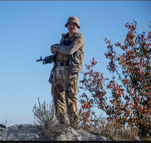 Новини Хмельницького - фото з Затрофеїв танк та взяв у полон диверсанта. Історія військового із Городка