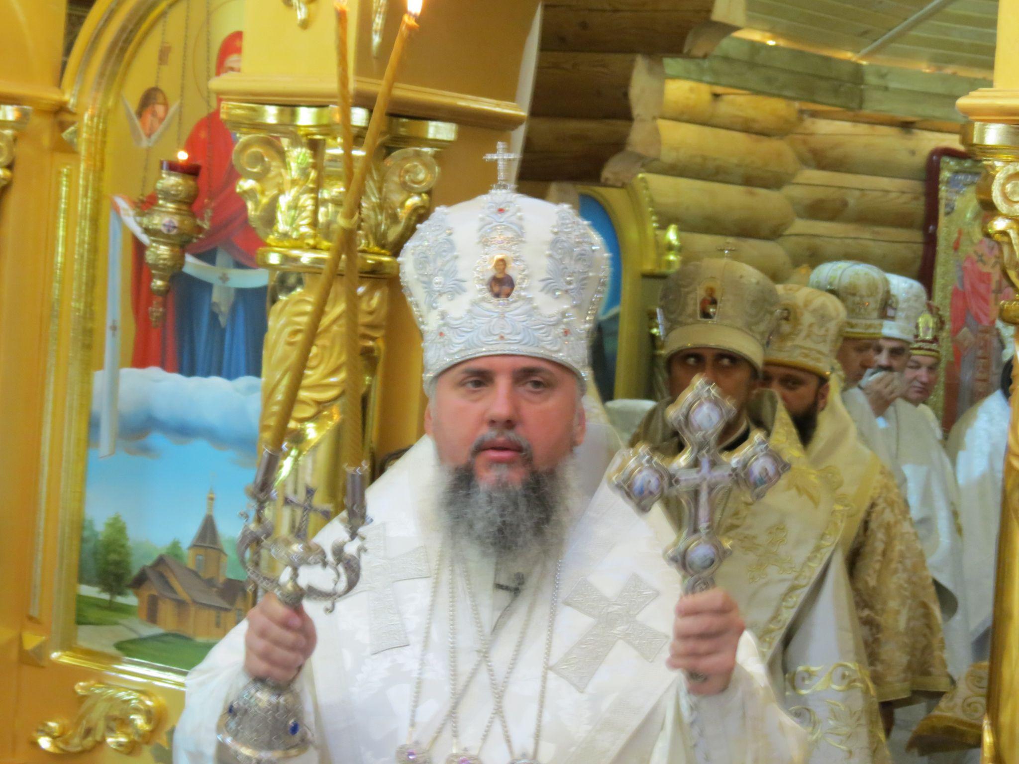 Новини Тернополя - фото з Митрополит Епіфаній освятив храм «Вознесіння Господнього» у Тернополі