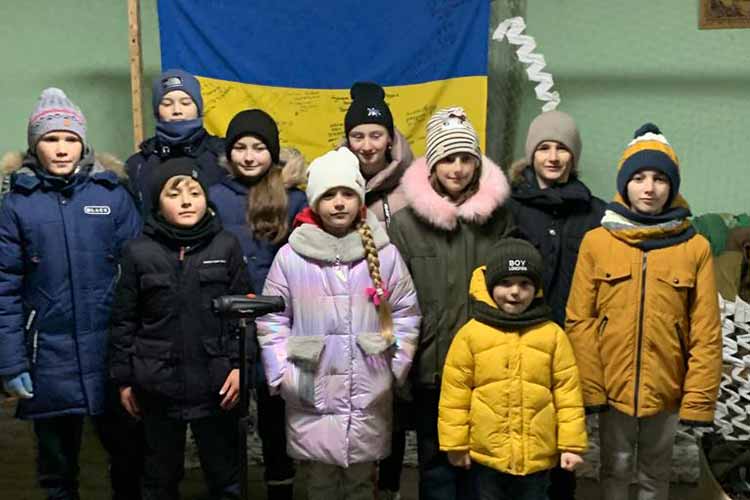 Новини Тернополя - фото з Школярі із села Зеленче, що на Теребовлянщині, наярмаркували на тепловізор