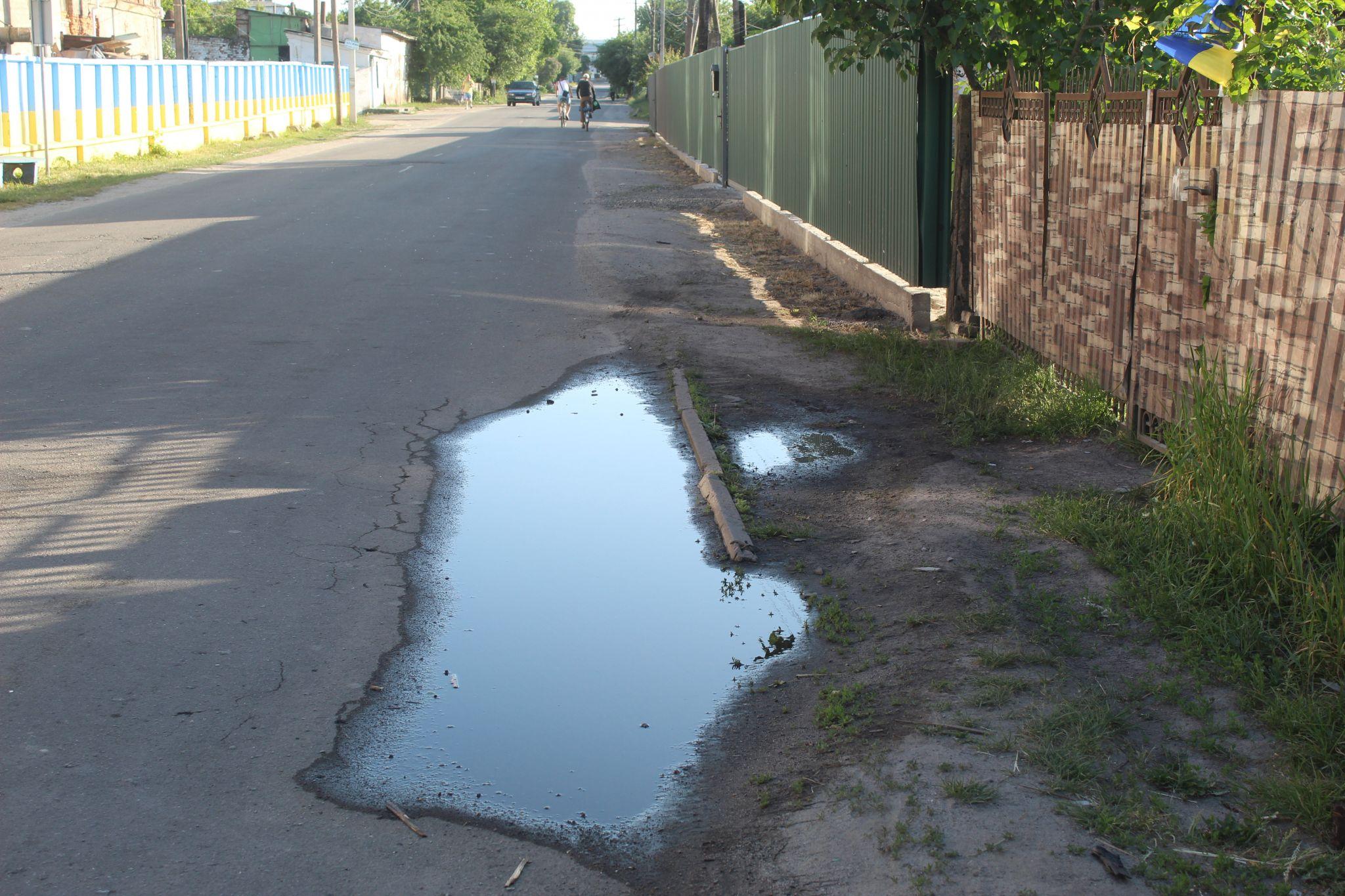 Новини Козятина - фото з На тій стороні згоріла хата пенсіонера. Сам господар постраждав лише матеріально