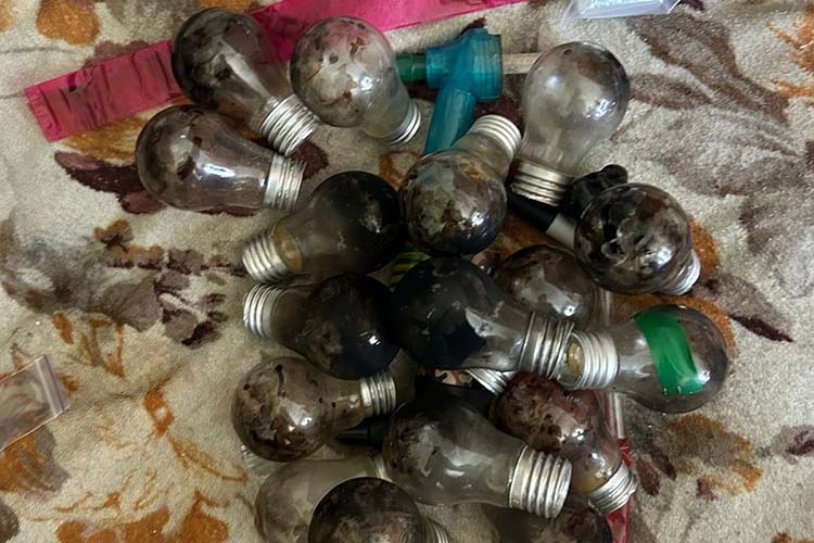 Новини Тернополя - фото з Вилучили кілограм наркотиків та гроші: правоохоронці затримали тернополян, яких підозрюють у злочині оперативники тернопільщини спільно із співробітниками сбу затримали членів організованої злочинної групи, які розповсюджували наркотики