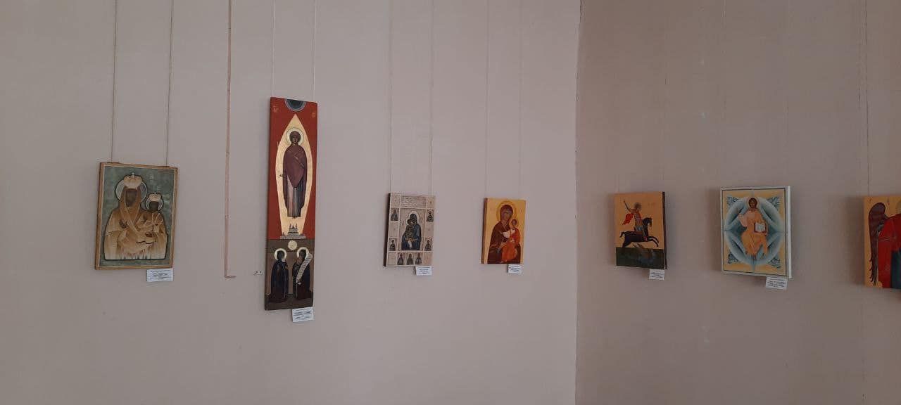 Новини Тернополя - фото з Унікальні ікони можна побачити в одному з музеїв міста: тернополян запрошують на виставку