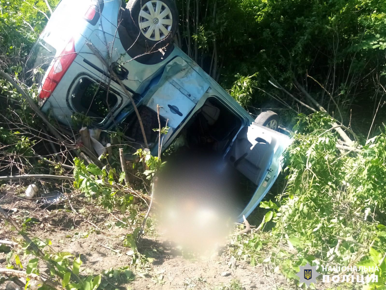 Новини Вінниці - фото з Смертельні аварії неділі: загинули пасажири BMW, в яку врізався Volkswagen