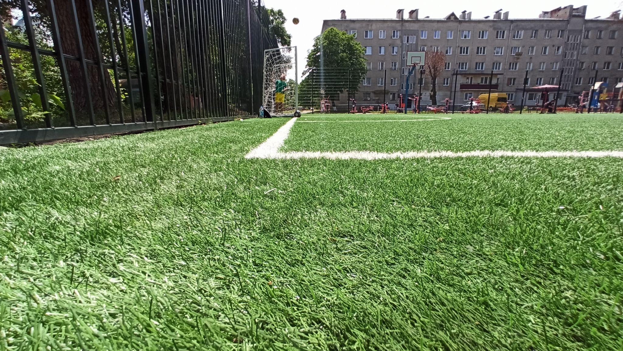 Новини Тернополя - фото з На Новому Світі з’явився новий спортмайданчик: у скільки обійшлося облаштування?
