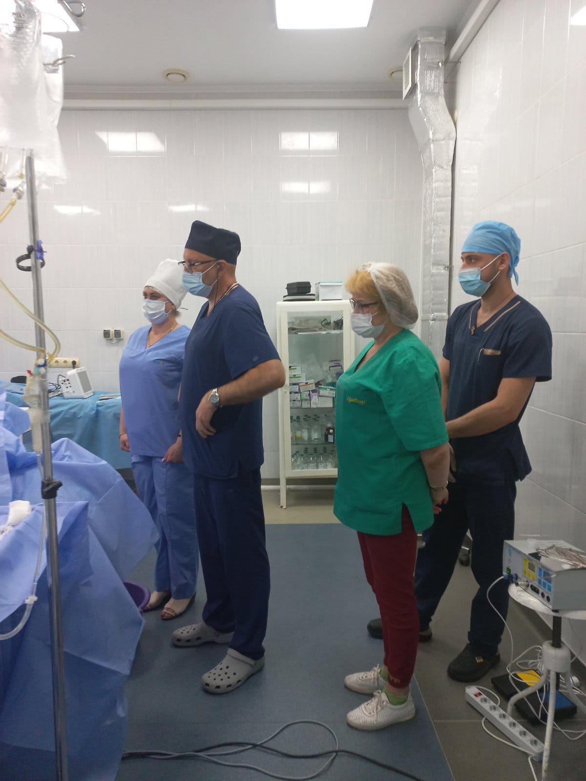 Новини Вінниці - фото з Коли одне життя рятує чотирьох людей: вінничанка стала посмертним донором На зображенні може бути: 4 людини та лікарня