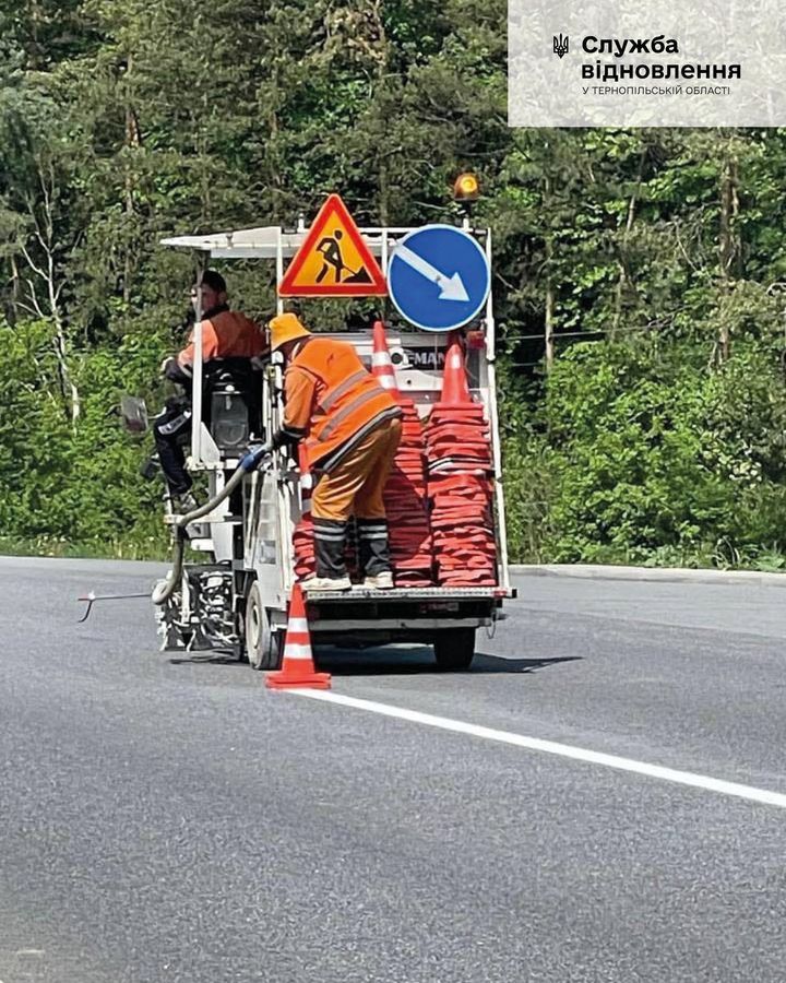Новини Тернополя - фото з На всій дорозі від Тернополя до Івано-Франківська оновили розмітку