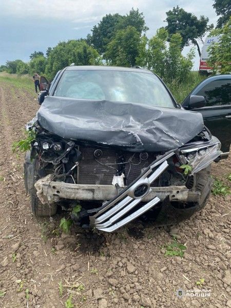 Новини Вінниці - фото з Аварія біля Погребища: водій на ВАЗі врізався у Toyota Highlander. Є постраждалі