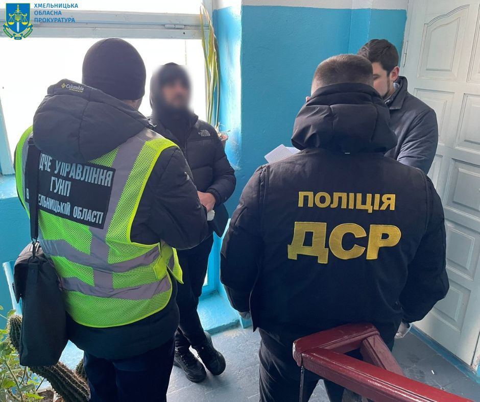 Новини Хмельницького - фото з Судитимуть осіб, які вимагали 8 тисяч доларів у підприємців хмельницького ринку