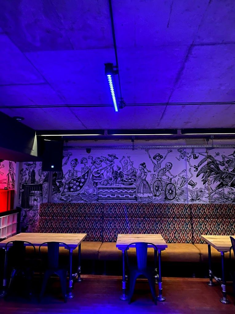 Новини Тернополя - фото з У ресторанах Тернополя і далі пропонують кальян попри заборону. Ми перевірили, де саме