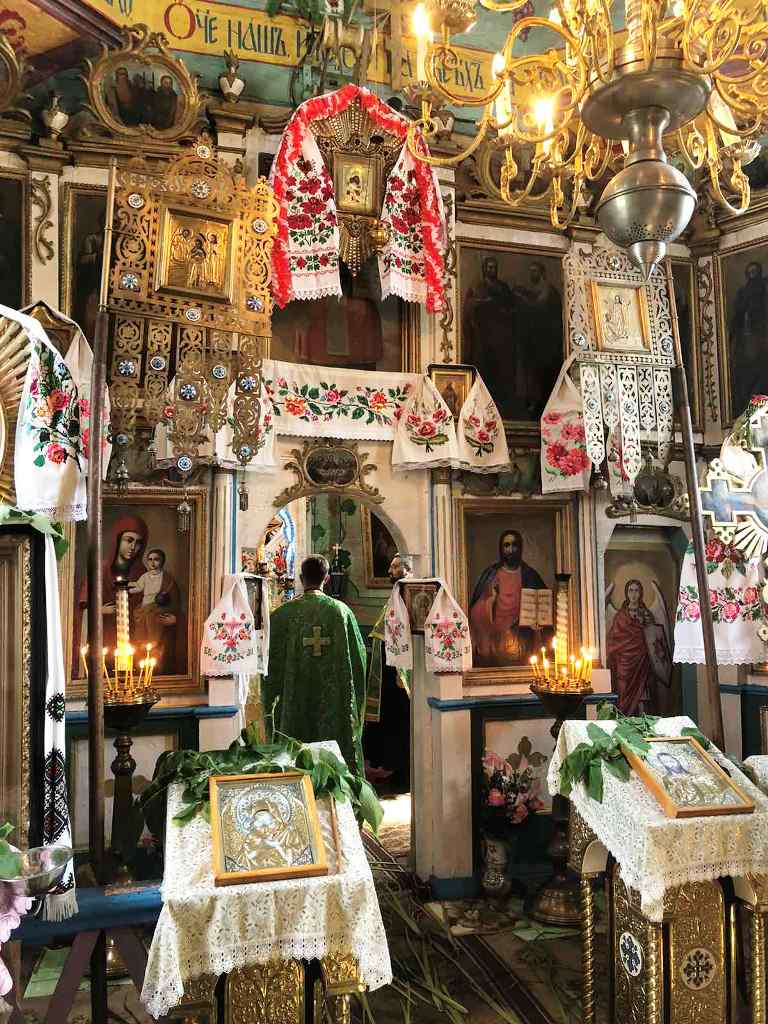 Новини Хмельницького - фото з Храм у Старокостянтинівській громаді перейшов до ПЦУ. Священник був проти